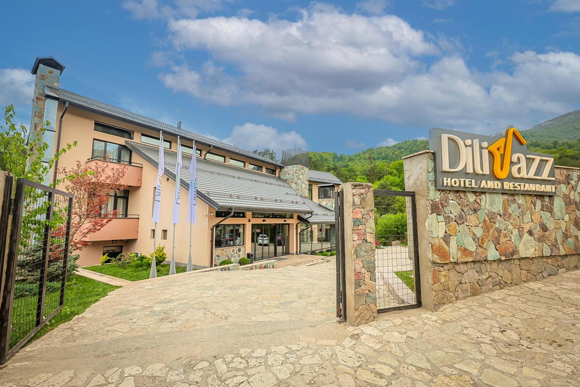 Dilijazz Hotel & Restaurant Дилижан Экстерьер фото